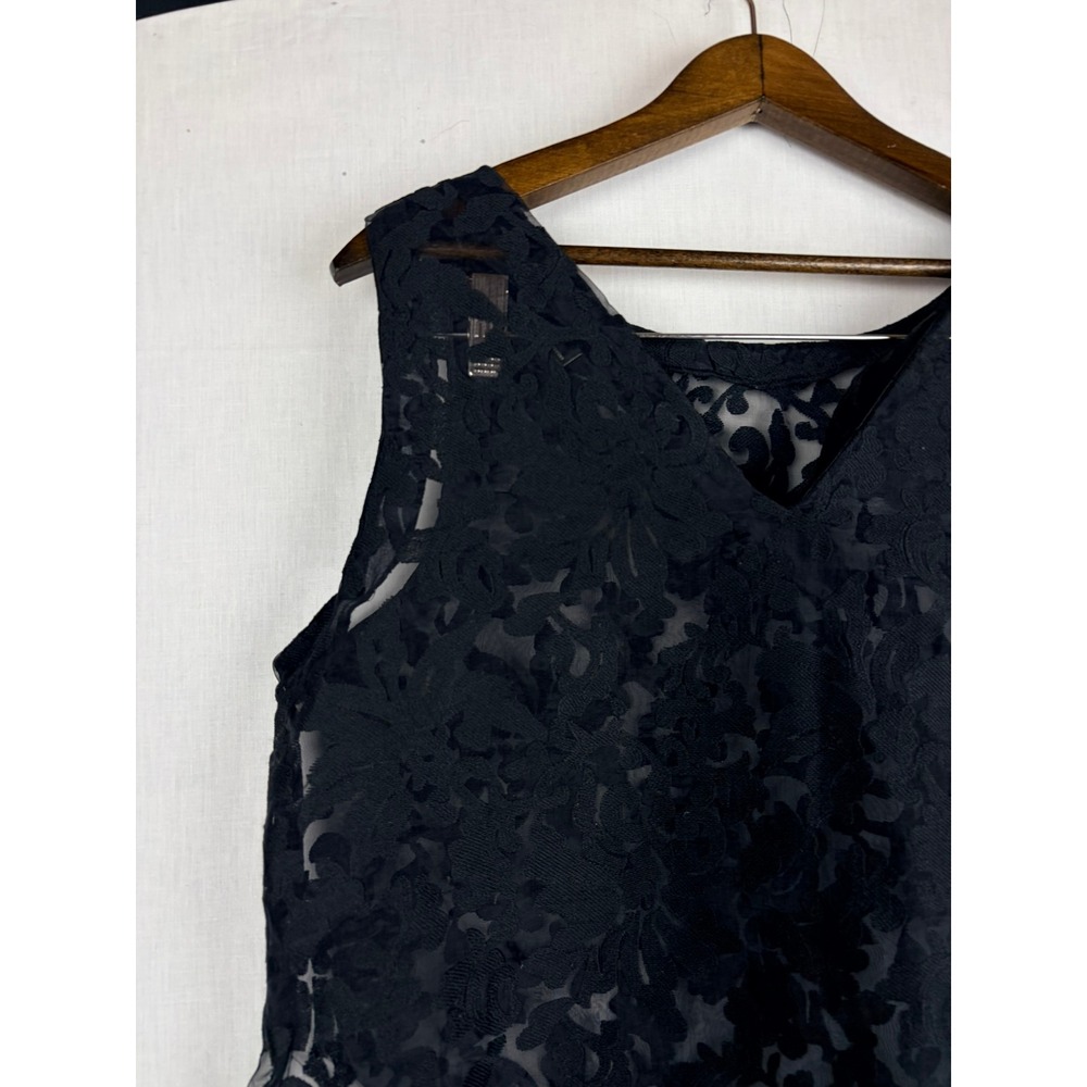 Banana Republic Womens Black Floral Lace V-Neck Sleeveless Shell M Top Sheer - Picture 4 of 13